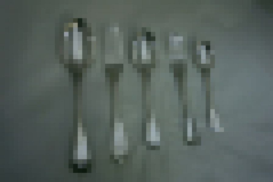 F T
