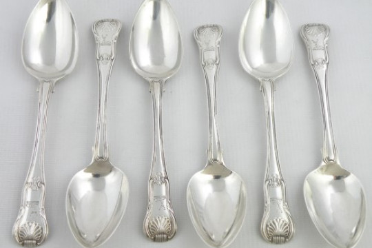 Dessert spoons