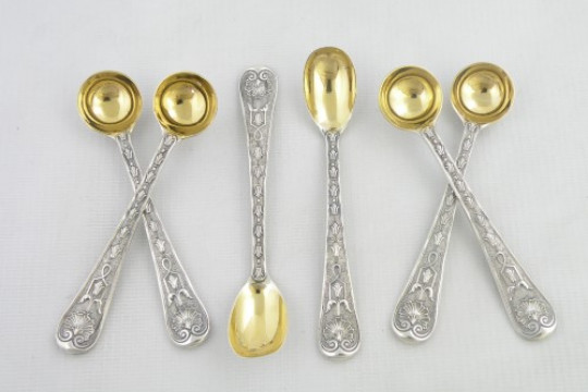 condiment spoons