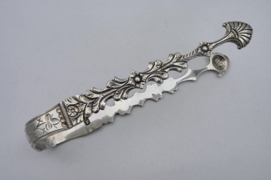 sugar tongs